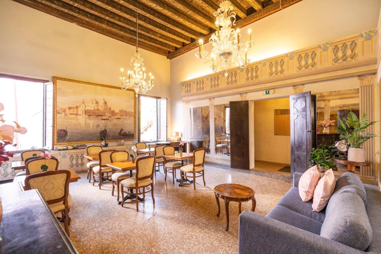 Residenza Centopietre - Dorsoduro By Wonderful Italy Венеция Екстериор снимка